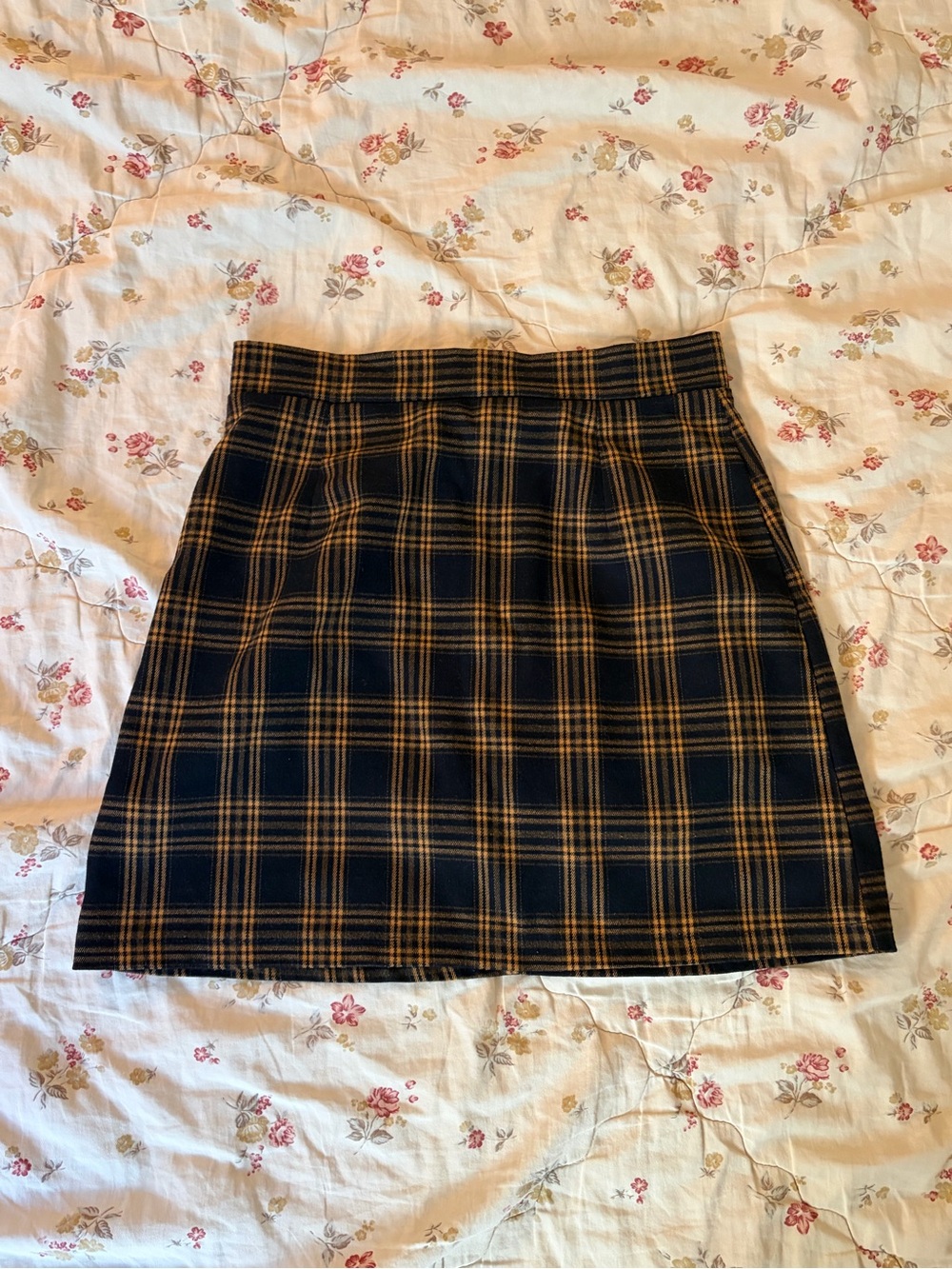 Plaid A-Line Mini Skirt in Black and Mustard
